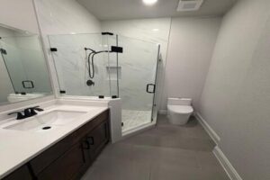 Bathroom Remodel - Oak Custom Remodeling 2026-04-21 at 2.07.11 AM (6)
